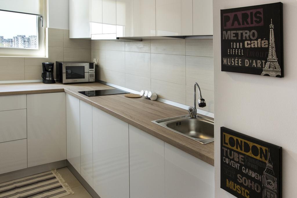 Studio R By Mrg Apartments Bucarest Exterior foto